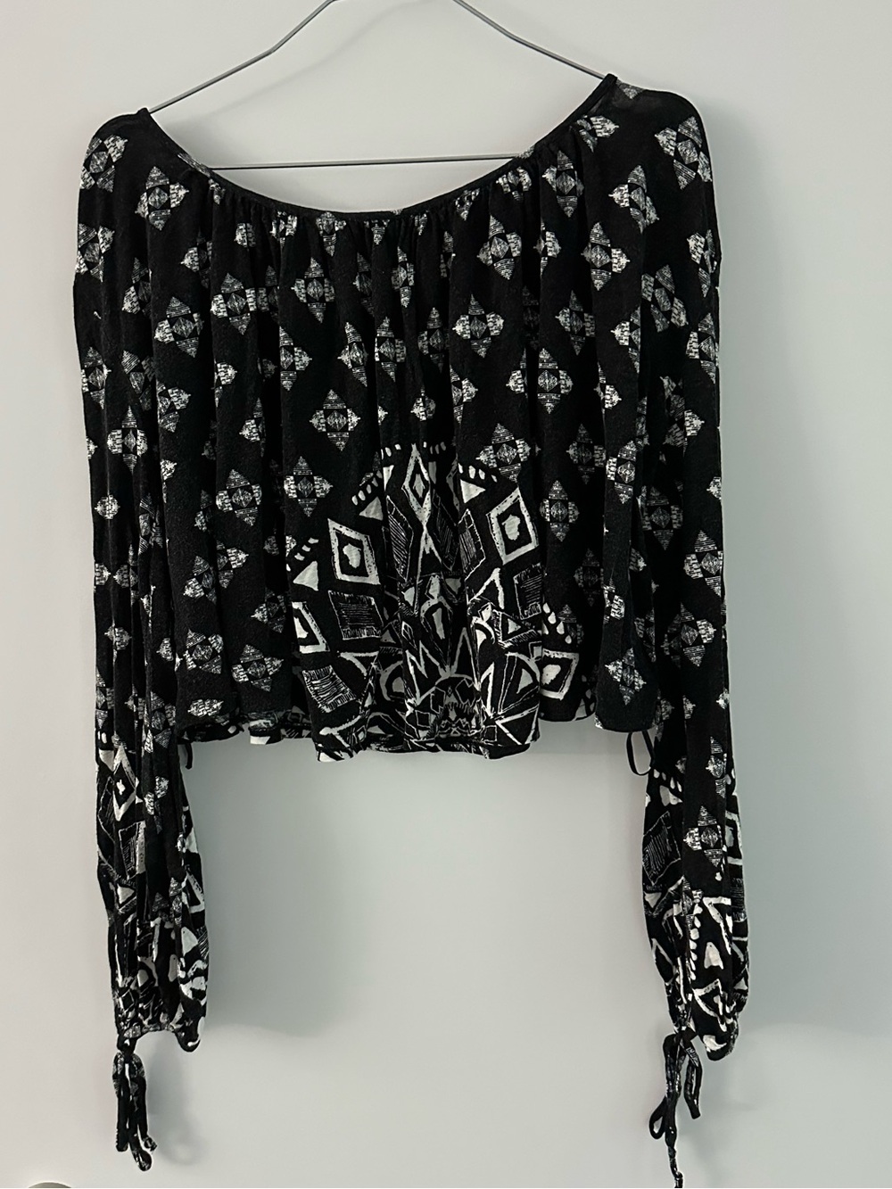 Free People Black and White Long Sleeve Patterned Crop Top